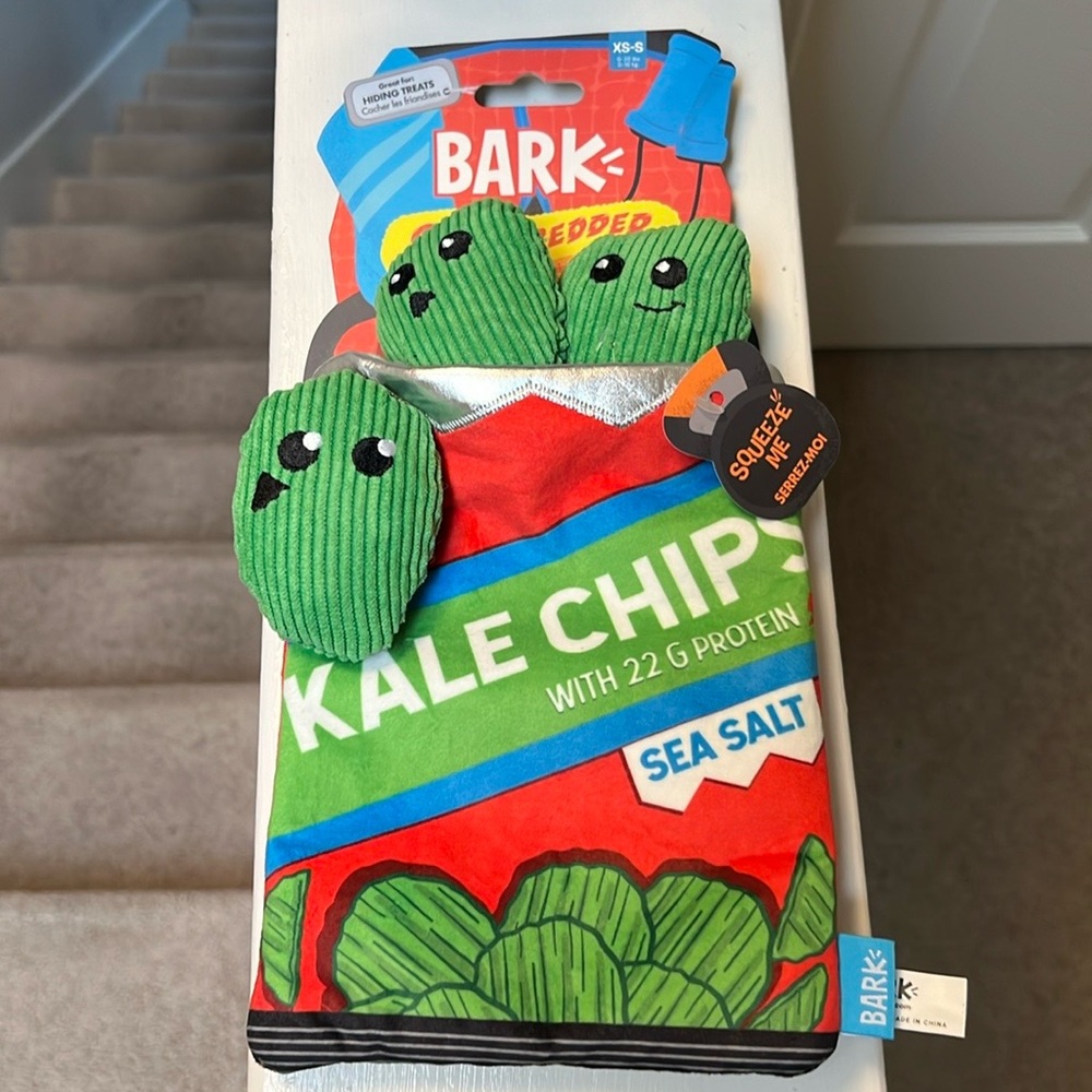 NWT Fun Bark Kale Chips dog toy with squeaker. Great for hiding treats.